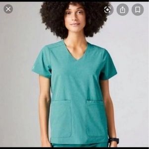 Leike top only in size small